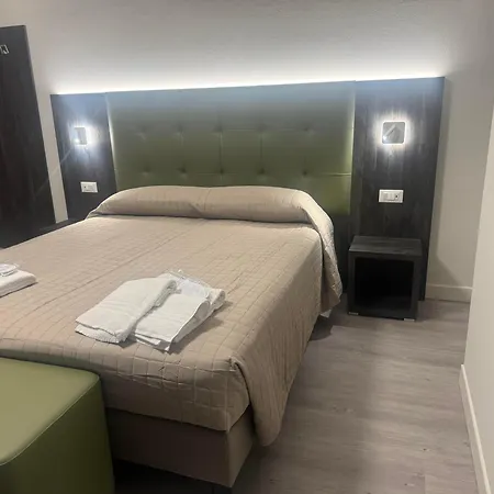 Da Noi Trattoria ホテル Vergato